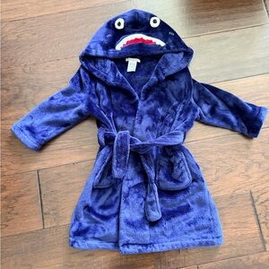 Pottery Barn Kids Navy Shark Hooded Kids Pajama Robe